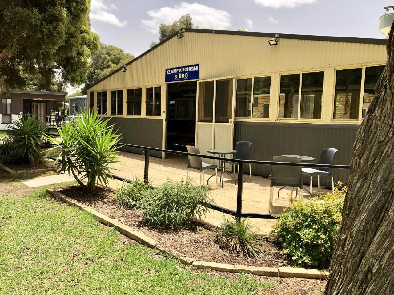 Big4 Ingenia Holidays Wagga Wagga Extérieur photo